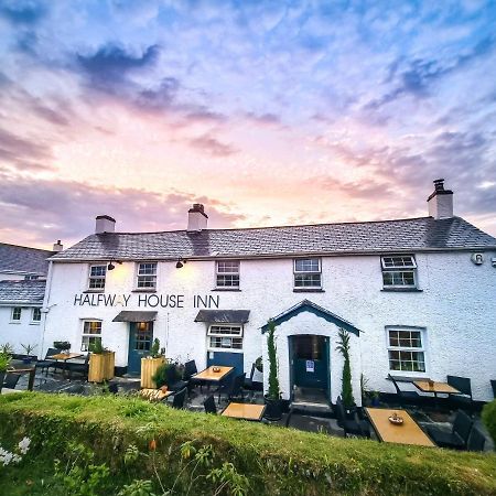 Halfway House Inn Уэйдбридж Экстерьер фото